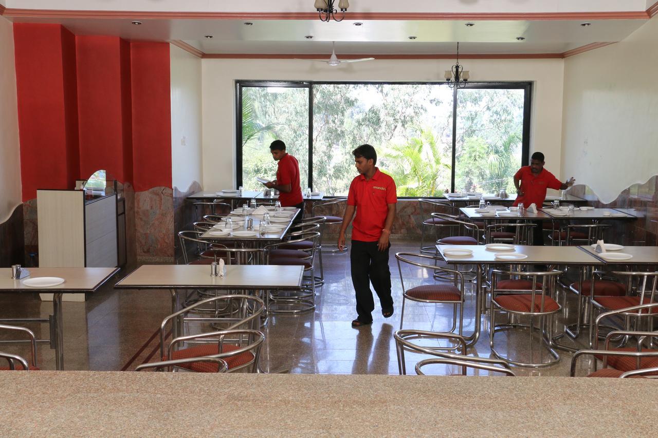 Hotel Anando , Saputara Bagian luar foto